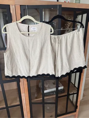Anniewear linen set contrast trim scalloped beige tank crop top shorts neutral thumbnail 2