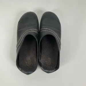 Chacos Black Leather Slip‎ On Mules Size 9.5 thumbnail 5