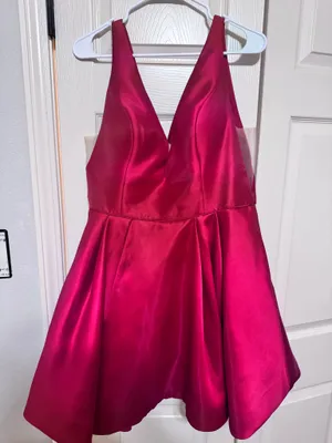 Sherri Hill Red Homecoming Dress thumbnail 2