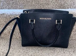 Michael Kors Purse thumbnail 1
