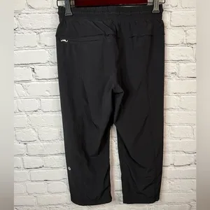 Lululemon Step‎ Lively Crop Womens Sz 2 Black Yoga Pants dance studio street thumbnail 2