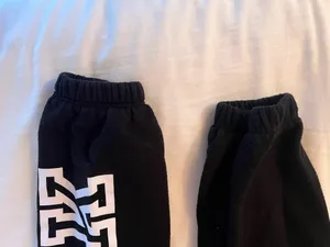 PINK Victoria’s Secret Sweatpants thumbnail 6