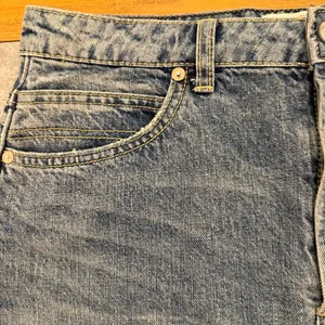 Free People We The Free High Rise Distressed Denim Mini Skirt Size 29 thumbnail 4
