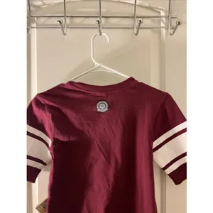 School House "Go Big E" Jersey Style T-Shirt Women's Juniors Size S Maroon White thumbnail 9