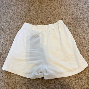 White H&M lounge shorts thumbnail 2