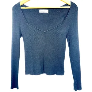 Abercrombie & Fitch Soft AF Black Ribbed Knit Long Sleeve Pullover Sweater Sz M thumbnail 1