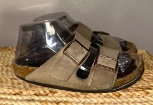 Birkenstock top Arizona, two strap Women's Sandals - Taupe Suede thumbnail 1