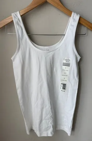 Ophelia Roe White Scoop Neck Seamless Tank Top Stretch Layering Basic NWT thumbnail 1