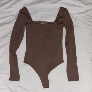 Aritzia Babaton Long Sleeve contour Bodysuit thumbnail 1