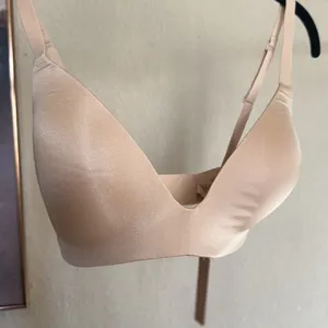 Skims WIRELESS‎ Form Lightly lined Bra Sand Cream NWOT 40DDD thumbnail 2