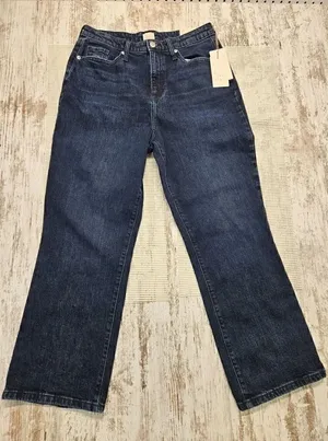 A New Day Bootcut High Rise Straight Hip Jeans Size 4 Blue thumbnail 1
