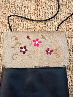 Wilsons Leather Black & Beige Floral Mini Crossbody thumbnail 4