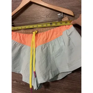 Free People Shorts Sz M Color Block Refresh Combo Lined Athletic Gym Running thumbnail 4
