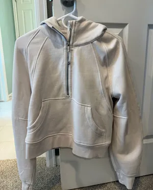 Lululemon Quarter-Zip Pullover thumbnail 1