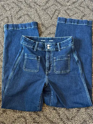 Old Navy Extra High-Rise Sky-Hi Wide Leg Dark Wash Jeans thumbnail 3