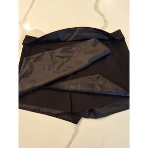 Forever 21 Black Asymmetrical Skort Size Large Faux Wrap Mini Shorts Skirt thumbnail 5