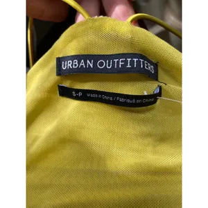 NWT Urban Outfitters Bella Crushed Velvet Cami Yellow Green Size S Petite thumbnail 6