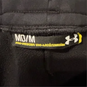 Under‎ Armour Women's Flare Pants Black Size M Flared Leg Semi-Fitted thumbnail 5