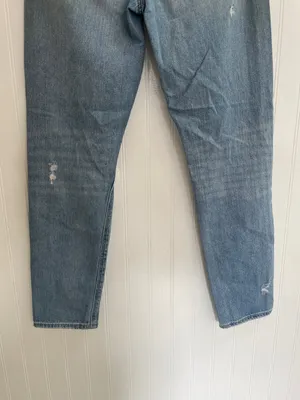AMERICAN EAGLE AE Ripped Mom Jean High Rise Distressed in Cool Classic Size 2 thumbnail 10