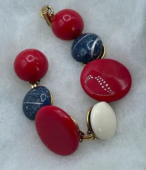 Vintage red white blue button style link bracelet. thumbnail 1