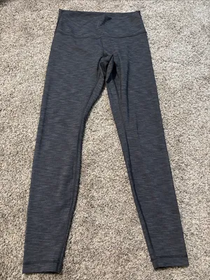 Lululemon Wunder Under Hi-Rise Tight Full-On Luxtreme 28" size 8 thumbnail 2