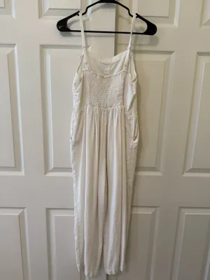 Old Navy Linen Jumpsuit thumbnail 2