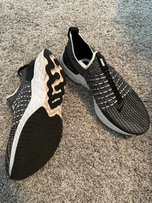 Nike React Phantom Run Flyknit 2 thumbnail 2