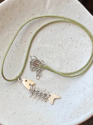 Handmade fish bone boho funky simple necklace🌀🐟💙 thumbnail 4