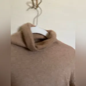 MANGO Cashmere Turtleneck Sweater Size medium in‎ tan thumbnail 3