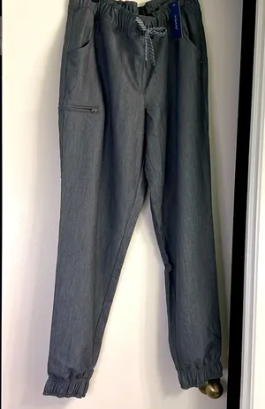 Jaanuu 5 pocket cargo jogger scrub pants NWT Size M thumbnail 1