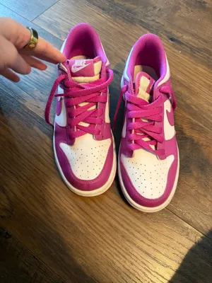 Nike Dunk Low thumbnail 2