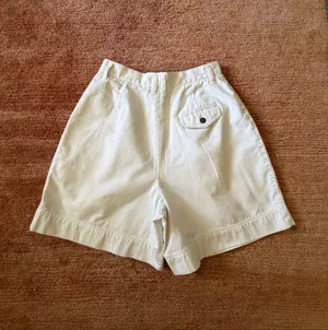Vintage Lizsport Size 10 White 100% Cotton High Rise Pleated Bermuda Shorts thumbnail 7