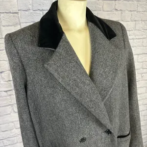 Vintage 1980s Central Park Wool Herringbone Velvet Collar Long Coat size Medium thumbnail 5
