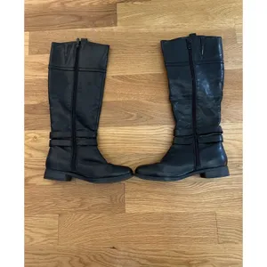 Toetos Diane Boots Womens Sz 7.5 Black Knee High Riding Buckle Zip Faux Leather thumbnail 2