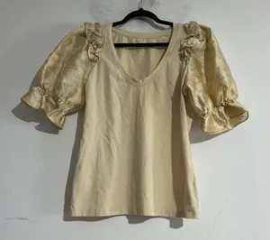 Anthropologie Short Sleeve Brocade Embossed Ruffle Tee Large Office Work Boho thumbnail 1