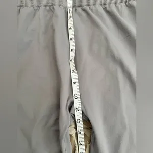 FITATTI compression leggings for workouts size M/L Curvy fit. thumbnail 6