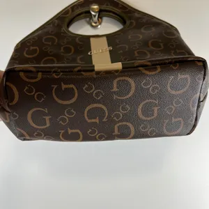 Guess Monogram Cutout Handle‎ Tote Bag Brown Olive Green Logo Print Lunch Bag thumbnail 5