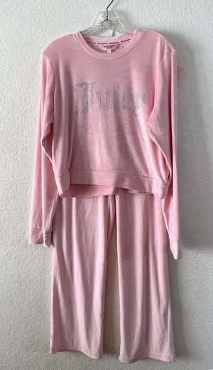 Juicy Couture Pajama Set Size L‎ Pink Velour Rhinestone Logo Sweatshirt Pants thumbnail 1