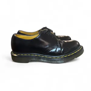 Dr. Martens Black smooth Leather Oxford Shoes Women’s 7 Yellow Stitch Lace Up thumbnail 2