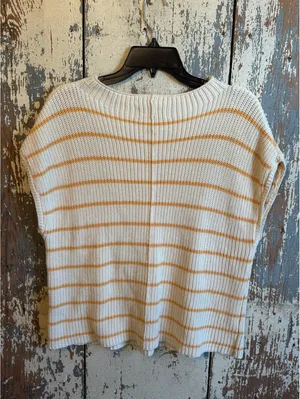 By Together cream yellow knit short sleeve sweater with chest pocket, size Small thumbnail 4