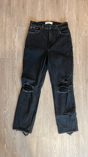 Abercrombie & Fitch Ankle Straight Jeans thumbnail 1