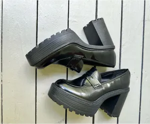 Madden Girl Chunky Block Heel Platform Y2K Goth Shoes ~8 thumbnail 3