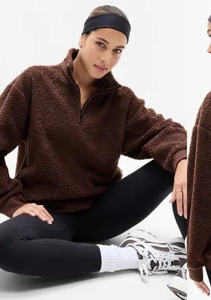 Athleta Forever Fleece Cloud Quarter Zip Sweatshirt Bouclé Fleece Plush Feel M thumbnail 1