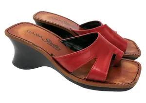 Vintage 90s Gama Studio Red Leather Platform Clog Toe Sandals thumbnail 1