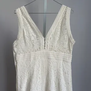 Bardot White embroidered midi cocktail dress luxury party knee length size M‎ thumbnail 7