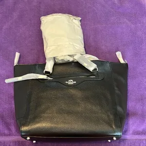 COACH NWT gorgeous black pebble leather crossbody handbag thumbnail 2