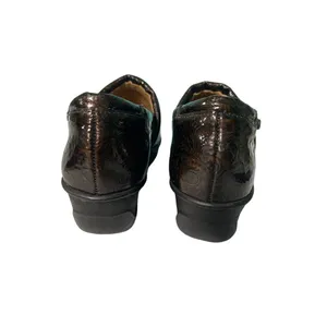 Elegant Embossed Leather Clogs Slip-On Comfort Shoes Brown S-77‎ thumbnail 3