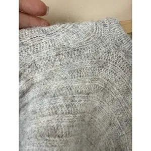 Topshop Women’s Light Grey Ribbed V Neck Sweater Size XS NWT Cozy thumbnail 5
