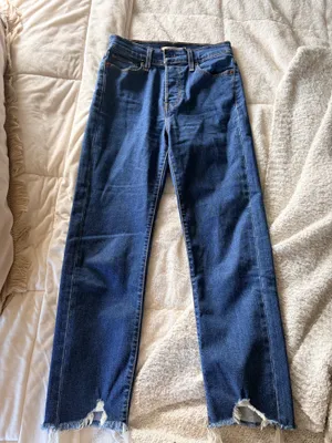 Levi’s Wedgie Straight Jeans thumbnail 1