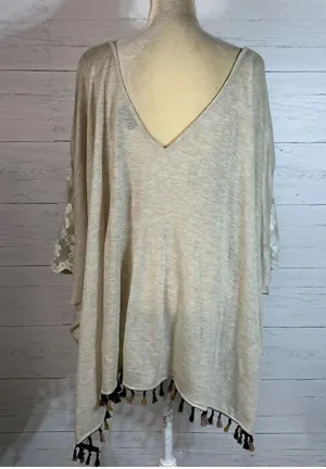 Knit lightweight poncho top lace detail fringe S/M oversized womens thumbnail 4